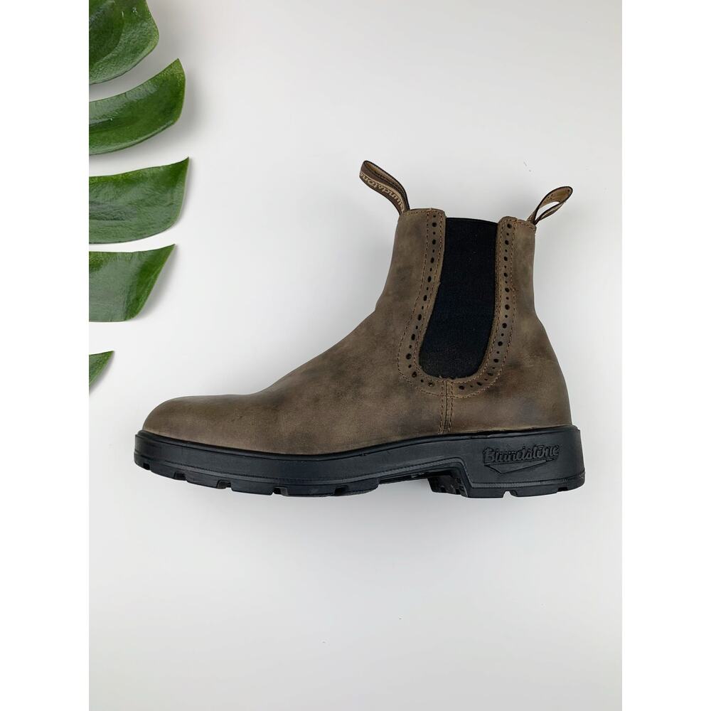 1351 High Top Blundstone Brown Chelsea Ankle Boots with Black Elastic Panels - Picture 9 of 12